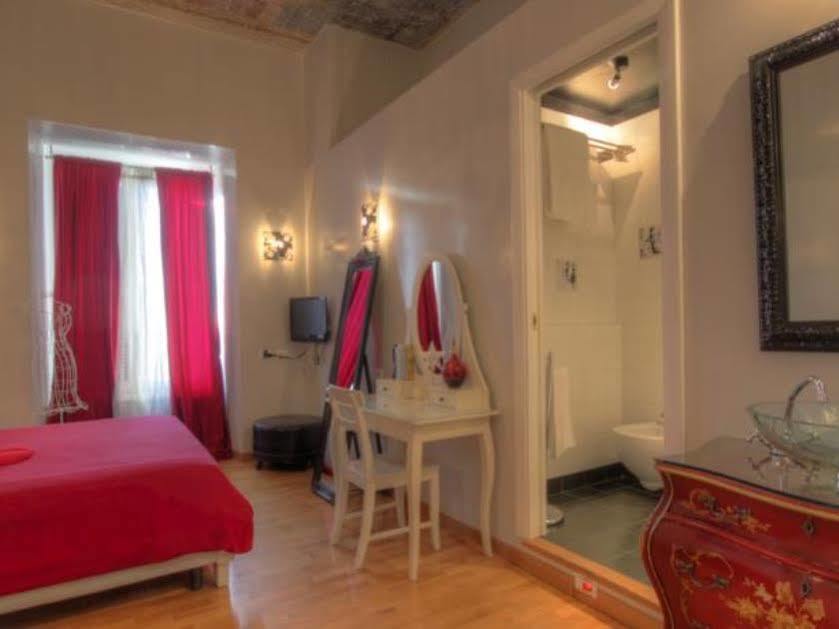 Kiss Me Rome Luxury Rooms Екстер'єр фото